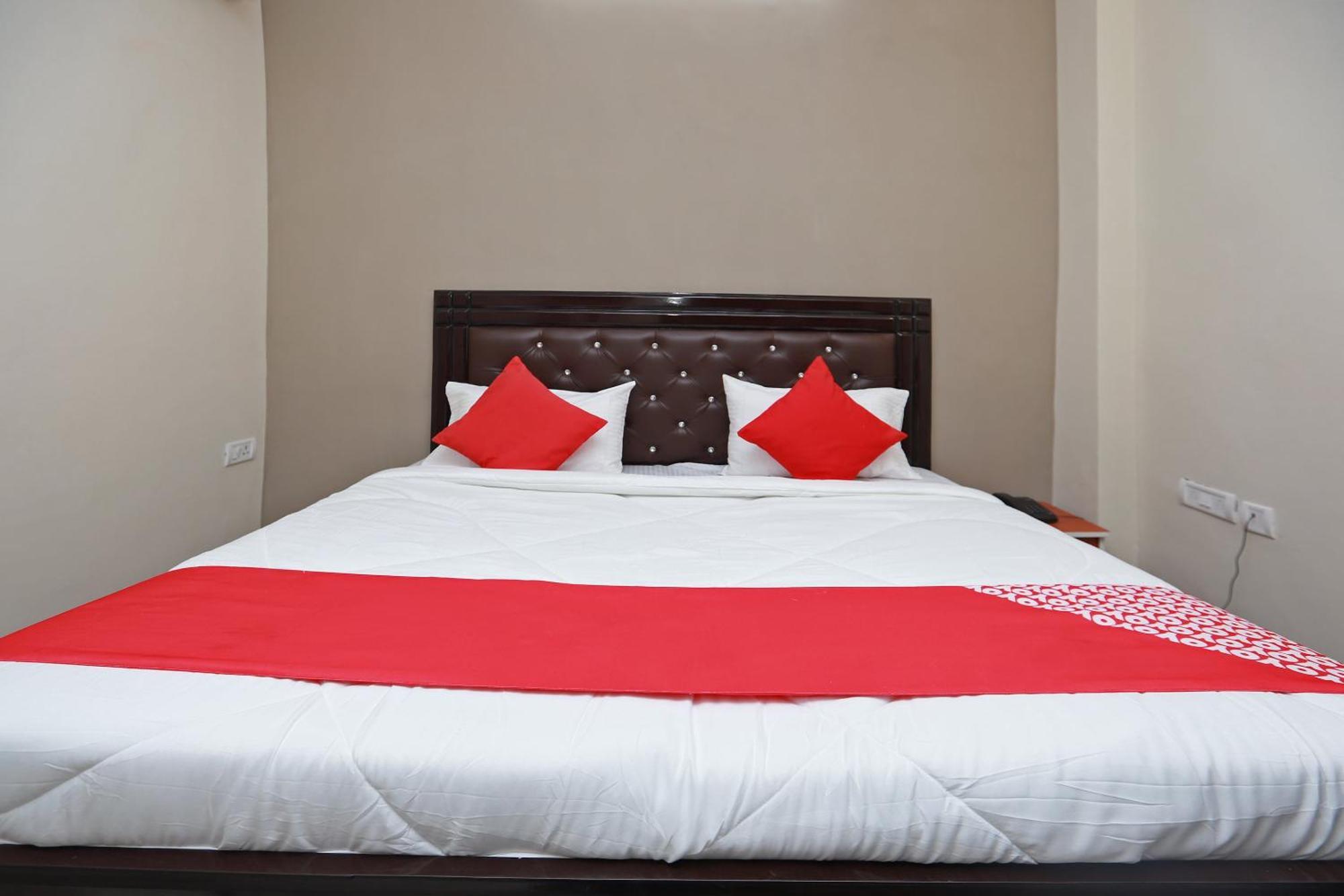 Hotel O Silverline Residency Faridabad Zewnętrze zdjęcie
