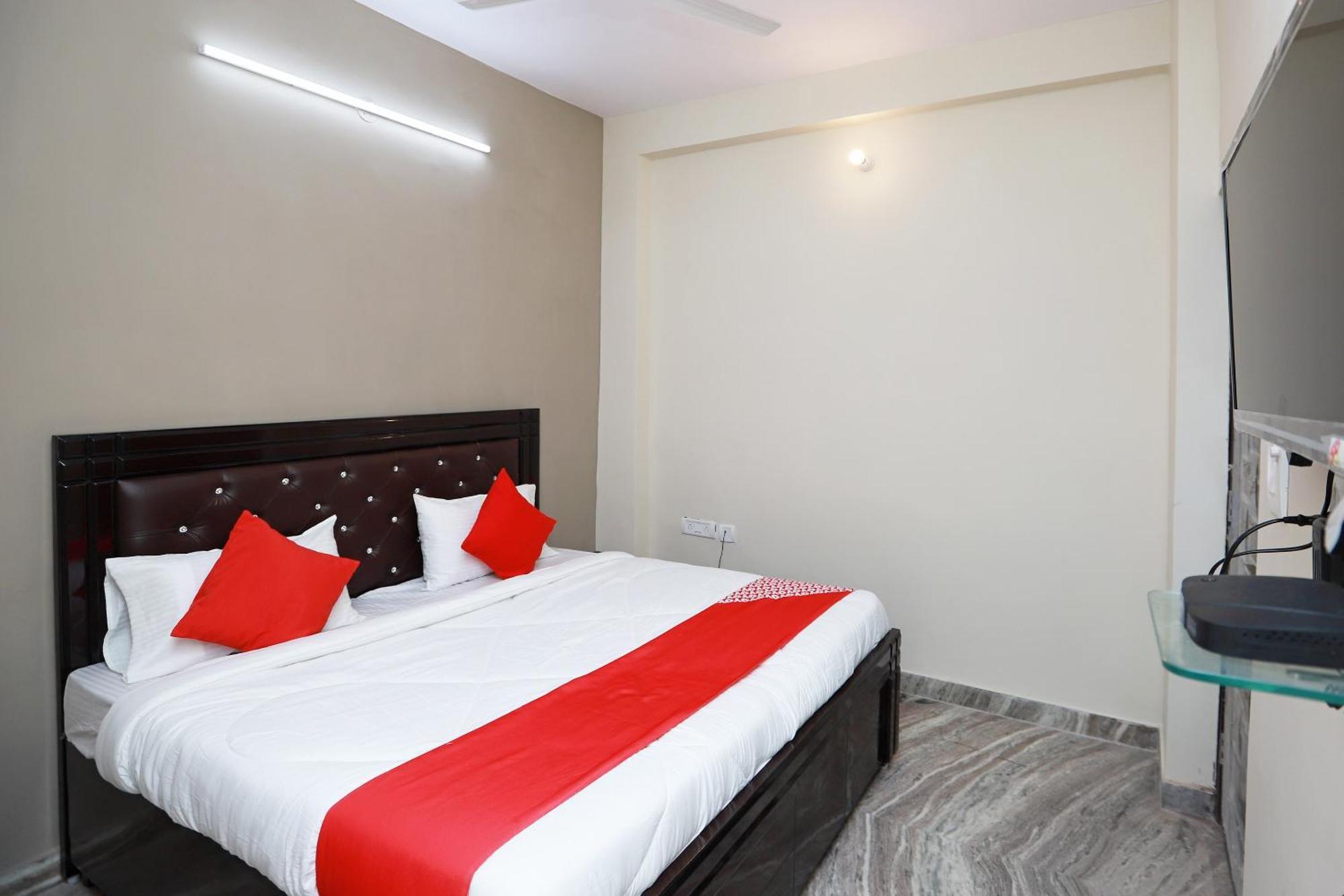 Hotel O Silverline Residency Faridabad Zewnętrze zdjęcie