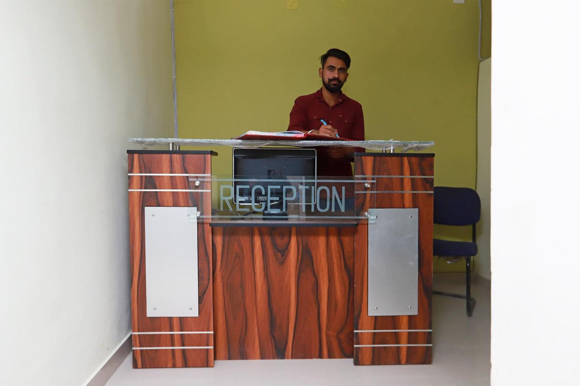 Hotel O Silverline Residency Faridabad Zewnętrze zdjęcie